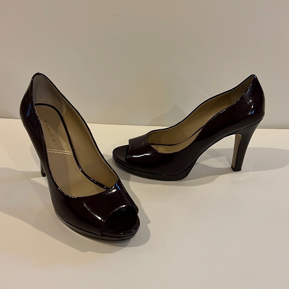 Tahari open toed pumps